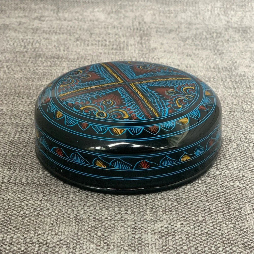Vtg Paisley Circle Trinket Box Lacquer Kashmir Hand Painted Paper Mache Myanmar